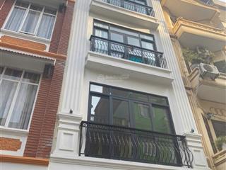 Cho thuê nhà hoàng cầu  đống đa  ô tô đỗ cửa  65m  5t  phù hợp văn phòng, kinh doanh  30tr