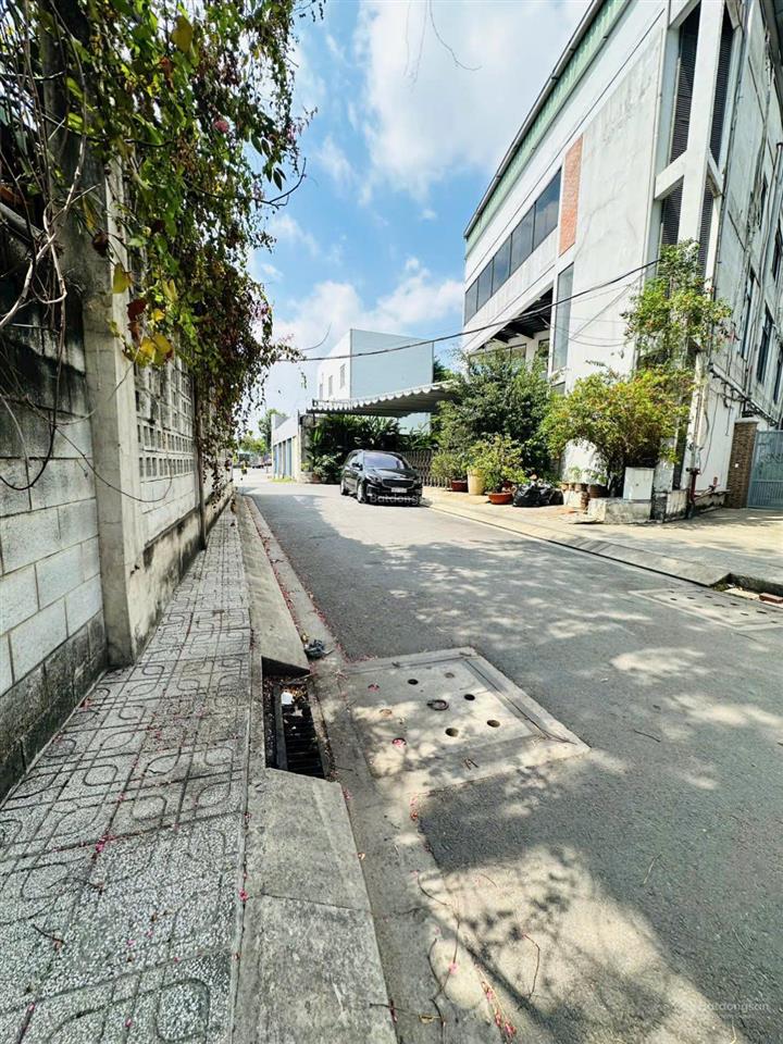 Siêu phẩm, ngay sát phạm văn đồng, 65m2, gpxd 4 tầng, khu phân lô đồng bộ, dân trí cao, nhỉnh 6 tỷ