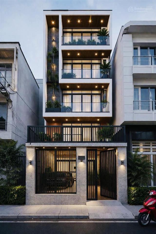 Bán nhà lê thị riêng quận 1  100m2  3 tầng có thang máy, gần chợ bến thành, giá 27 tỷ