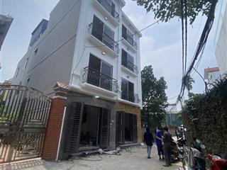 Nhà trong đê ngõ thôngvị trí trung tâmsầm uất bậc nhất khu vực200m ra vành đai 4giá chỉ hơn 5tỷ