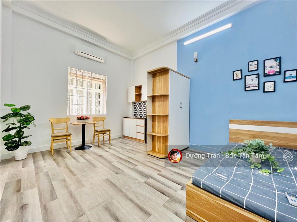 Can ho mới 39m2 ngay ngã 4 hàng xanh full nội thất mặt tiền oto đậu trước nhà q. bt