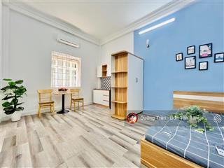 Can ho mới 39m2 ngay ngã 4 hàng xanh full nội thất mặt tiền oto đậu trước nhà q. bt