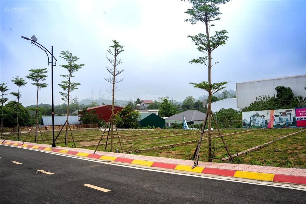 Đừng mua đất nếu chưa xem lô này! chưa tới 2 tỷ. vùng lõi dân cư trung tâm hòa trúc.