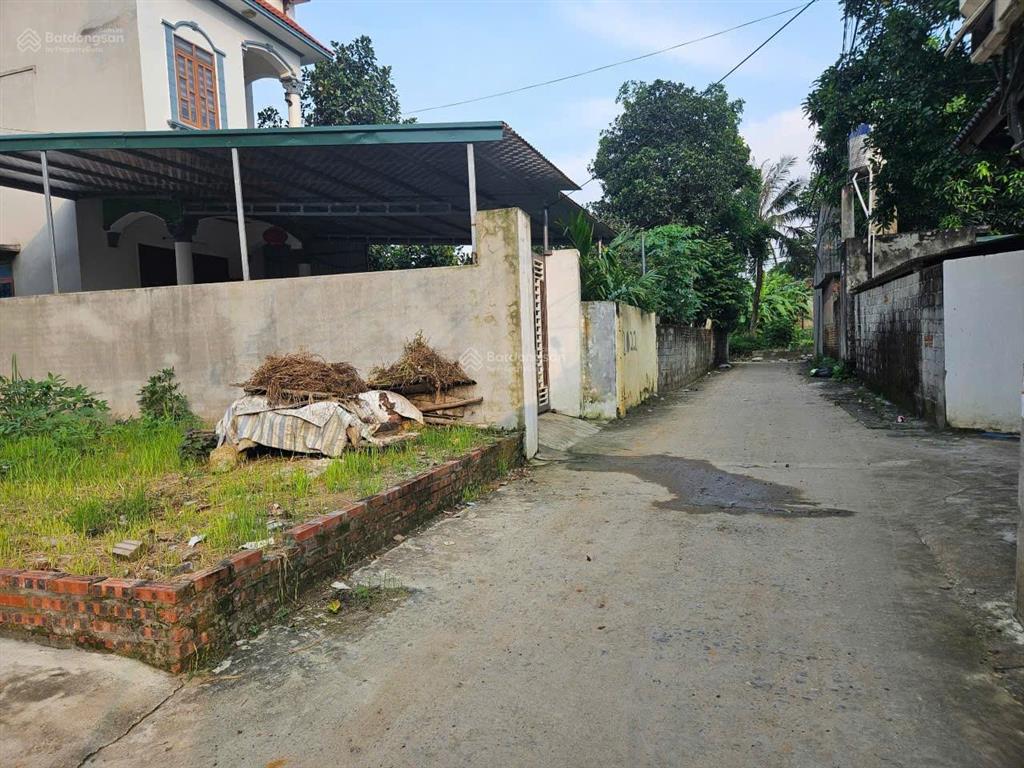 Siêu phẩm lô góc 3 mặt thoáng phú cát  hòa lạc  chỉ 3 tỷ  500m ra tl412b, cụm công nghiệp...