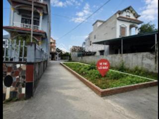 Siêu phẩm lô góc 3 mặt thoáng phú cát  hòa lạc  chỉ 3 tỷ  500m ra tl412b, cụm công nghiệp...