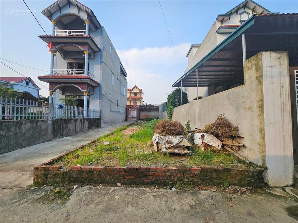 Siêu phẩm lô góc 3 mặt thoáng phú cát  hòa lạc  chỉ 3 tỷ  500m ra tl412b, cụm công nghiệp...