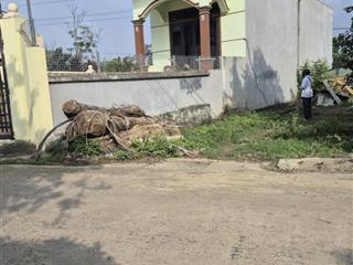 Vị trí đẹp  full thổ cư  lô góc  thông ô tô tránh phú cát, hòa lạc  chỉ hơn 2 tỷ.