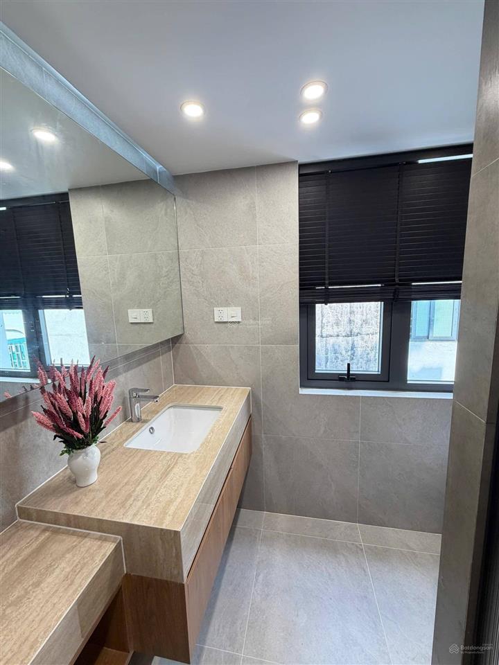 Chủ ngộp bán gấp 3,3 tỷ đường lê văn sỹ, p1, tân bình. dt 60,2 m2 gần đại học tài nguyên môi trường