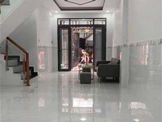 Nhà 2 tầng, 40m2, nhỉnh 4tỷ, bình trị đông, quận bình tân