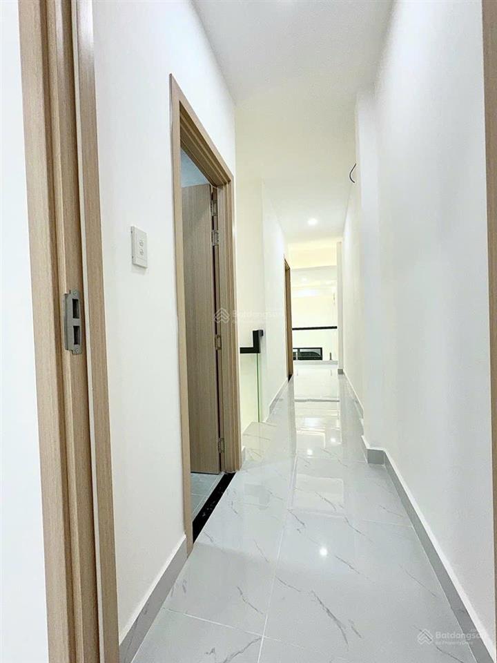 Nhà đẹp 4x16  nhỉnh 6 tỷ  âu cơ  quận tân phú