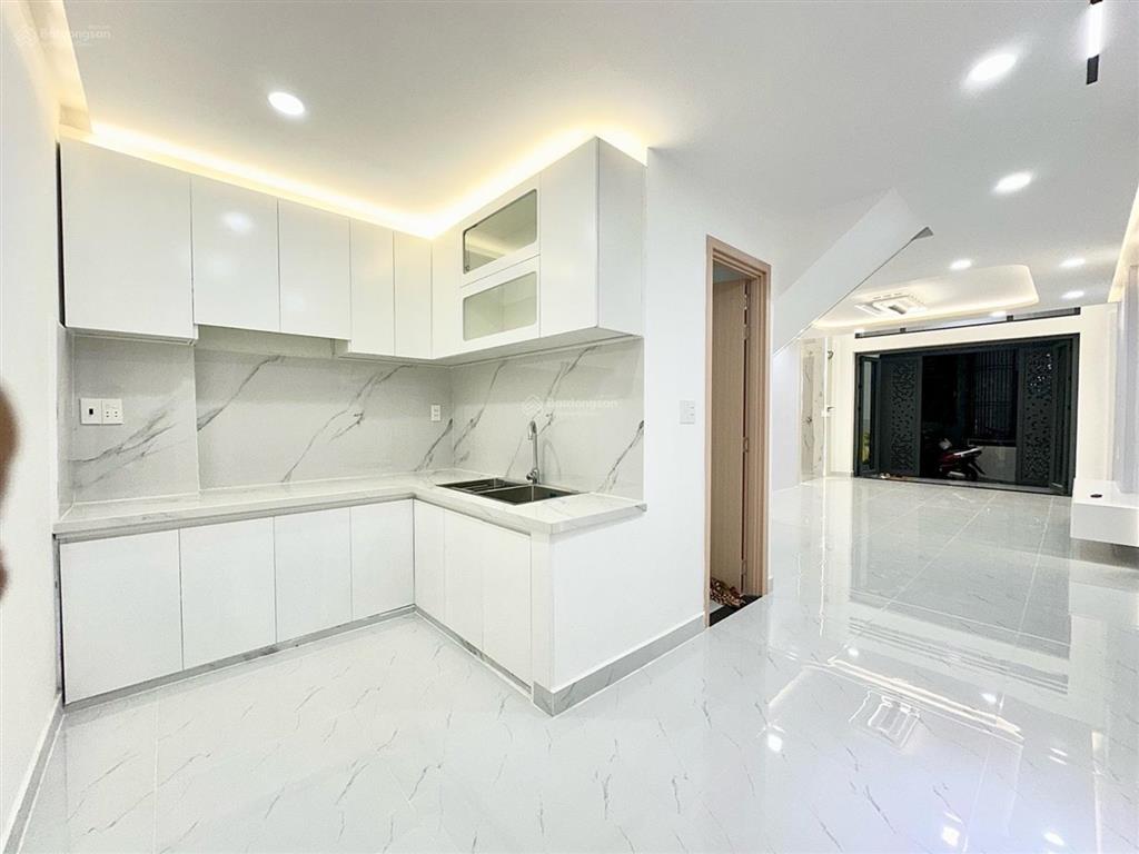 Nhà bán 2 tầng  4x15.5m  nhỉnh 6 tỷ  3pn  hẻm thông  lũy bán bích  tân phú