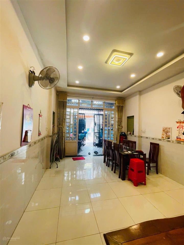 Nhà 4 x 14  nhỉnh 5 tỷ  hẻm nhựa lê văn quới  bình tân