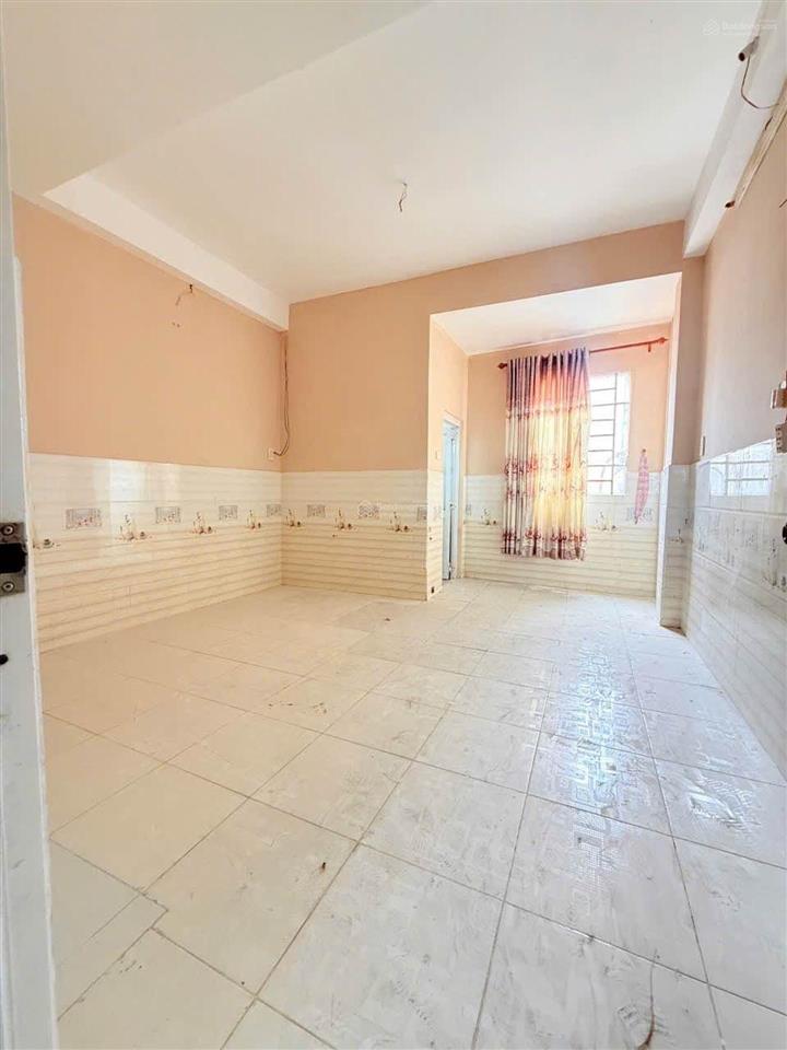 Nhà 3 tầng  4x16m  giá 4 tỷ xx  gò xoài  bình hưng hoà  bình tân