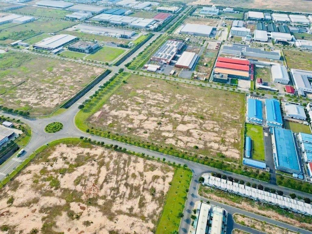 Bán 100.000 m2 đất trong khu công nghiệp vsip 2a , diện tích đất 100.000m2 đất skc giá 446,4 tỷ vnđ