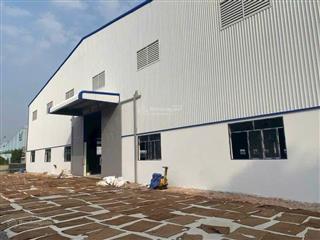 Cho thuê xưởng kcn bến cát tp hcm dt 7600m2, giá thuê 110.000 vnđ/m2