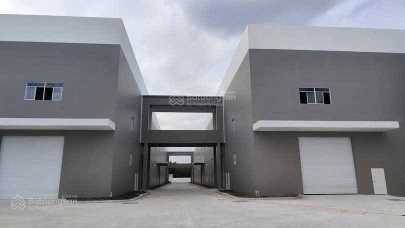 Cho thuê xưởng kcn bắc tân uyên , diện tích 24000m2 giá thuê 3,8 usd/m2