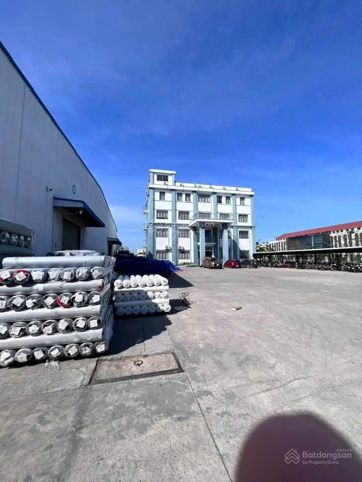 Cho thuê/bán xưởng kcn tân uyên bình dương diện tích 12500m2 giá thuê 3,6 usd/m2