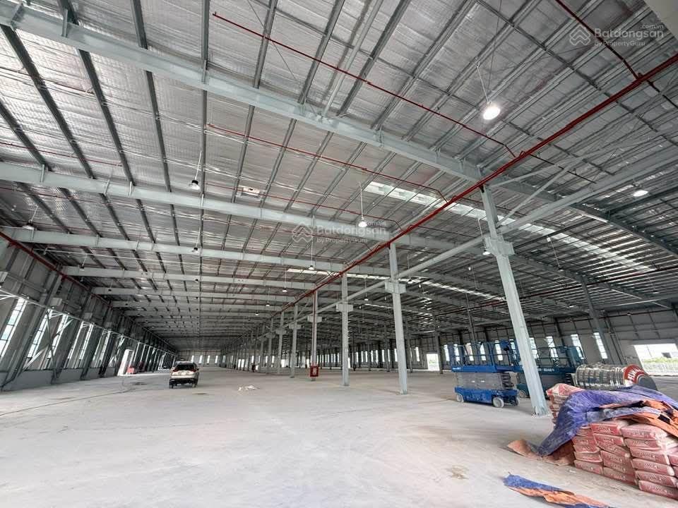 Xưởng kcn bến cát 12700m2 giá thuê 4,5 usd/m2