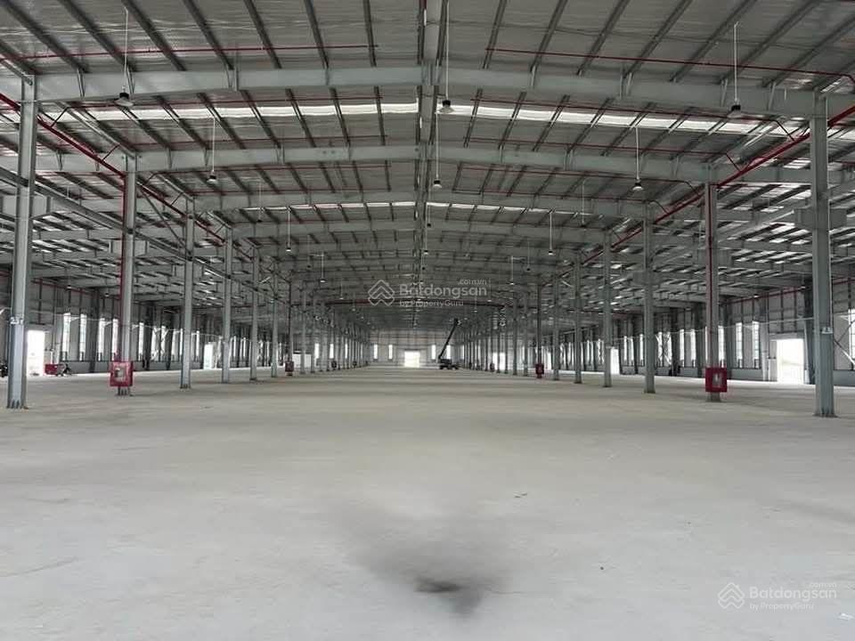 Xưởng kcn bến cát 12700m2 giá thuê 4,5 usd/m2