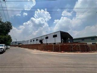 Cho thuê xưởng tân uyên 2040m2 giá thuê toàn bộ 210 tr