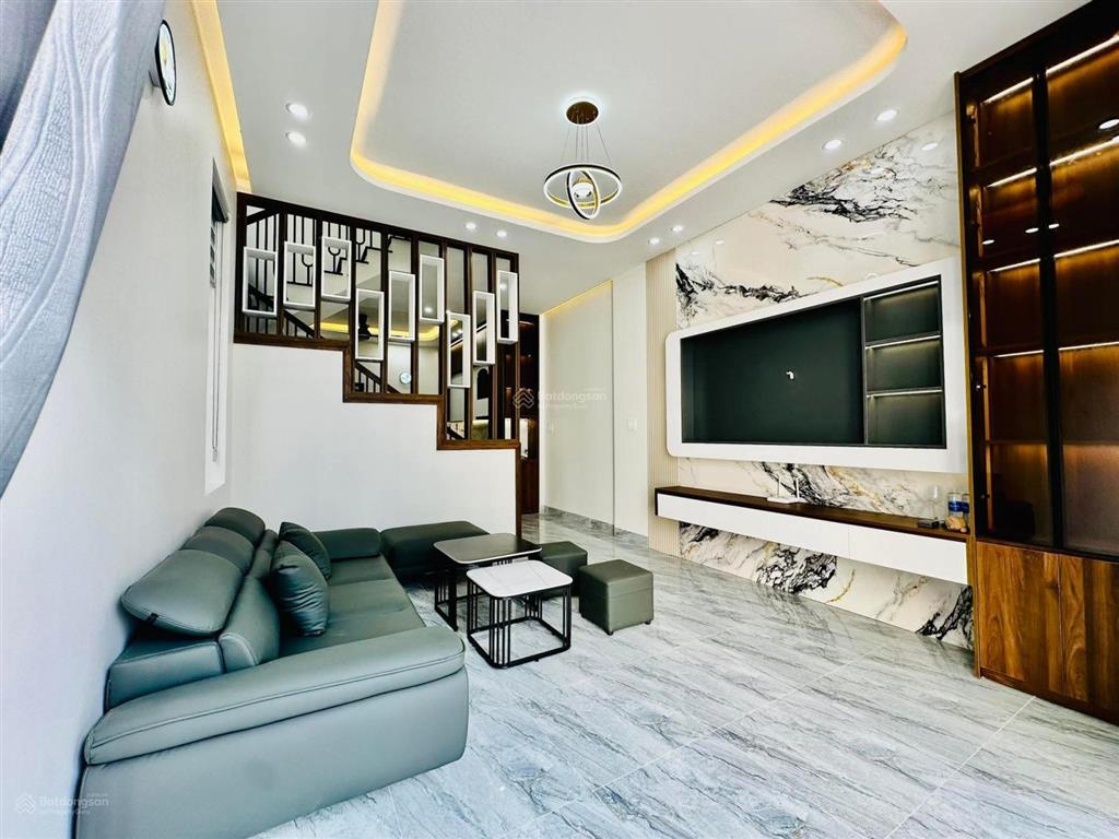 Nhà 2 tầng sát trường tiểu học thuỷ xuân  ở ngay, giá tốt 3 tỷ 090