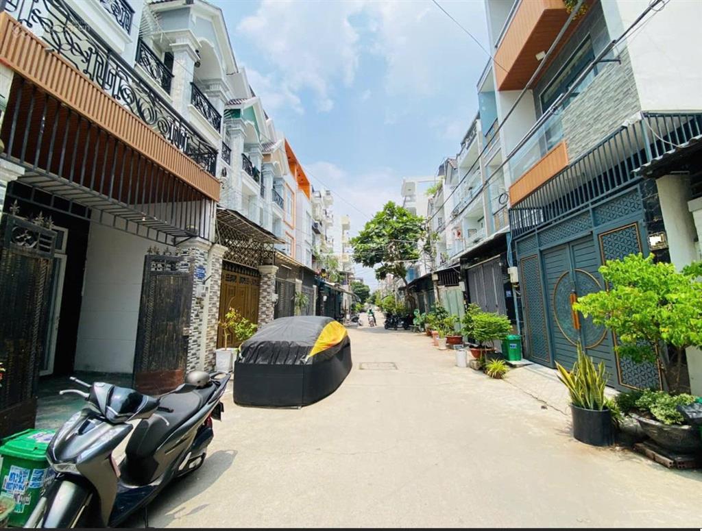 Nhà đẹp 4x15,5m đường ô tô 8m tx21tx22, q12, ngay chợ minh phát
