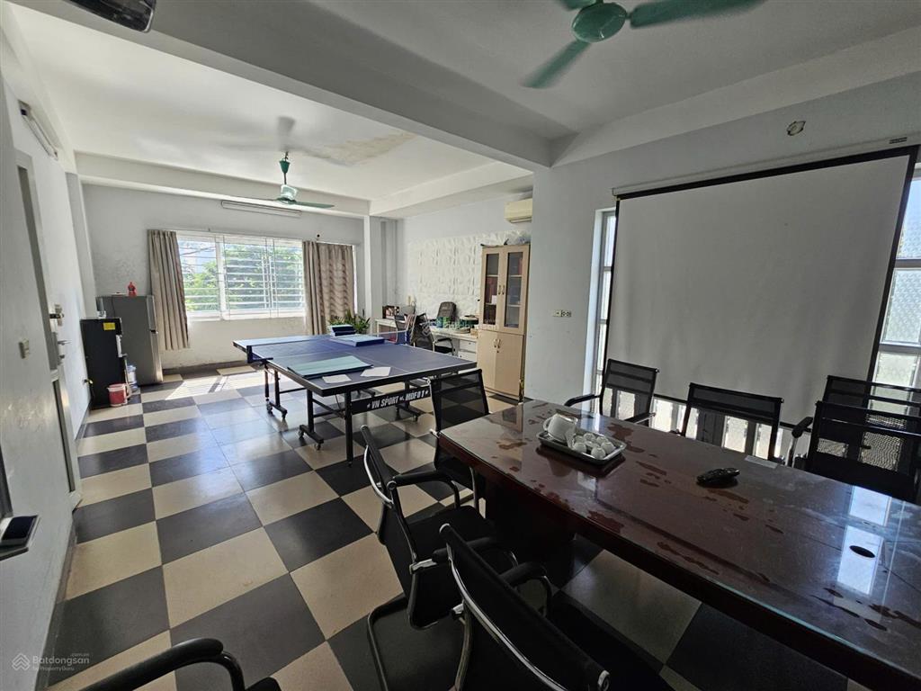 Cho thuê nhà mặt phố hoàng liệt (mặt đường vành đai 3) gần chung cư vp6 140m2 x 4 tầng mặt tiền 8m
