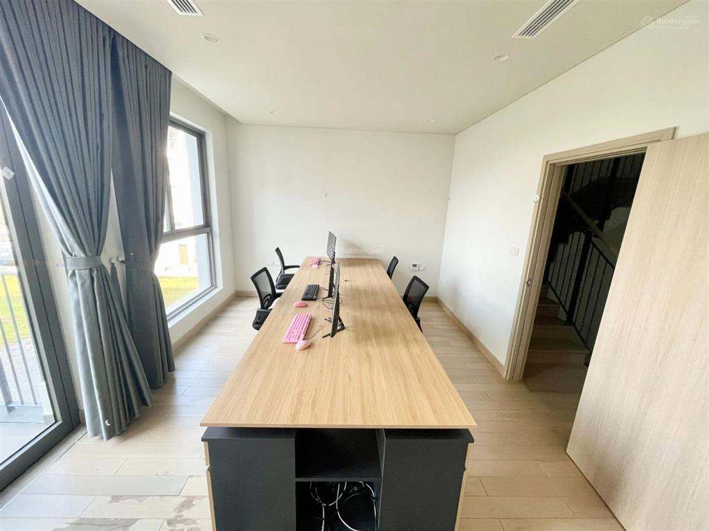 Cho thuê liền kề the manor 5 tầng view thoáng đẹp nhận nhà ngay
