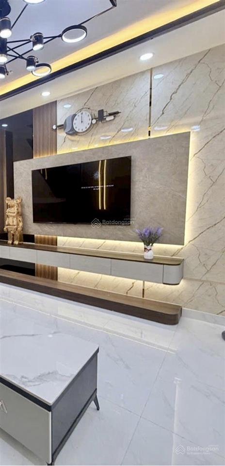 Nhà đường huỳnh tấn phát 3 tầng thiết kế rất đẹp, ở ngay không cần sắm thêm nội thất.