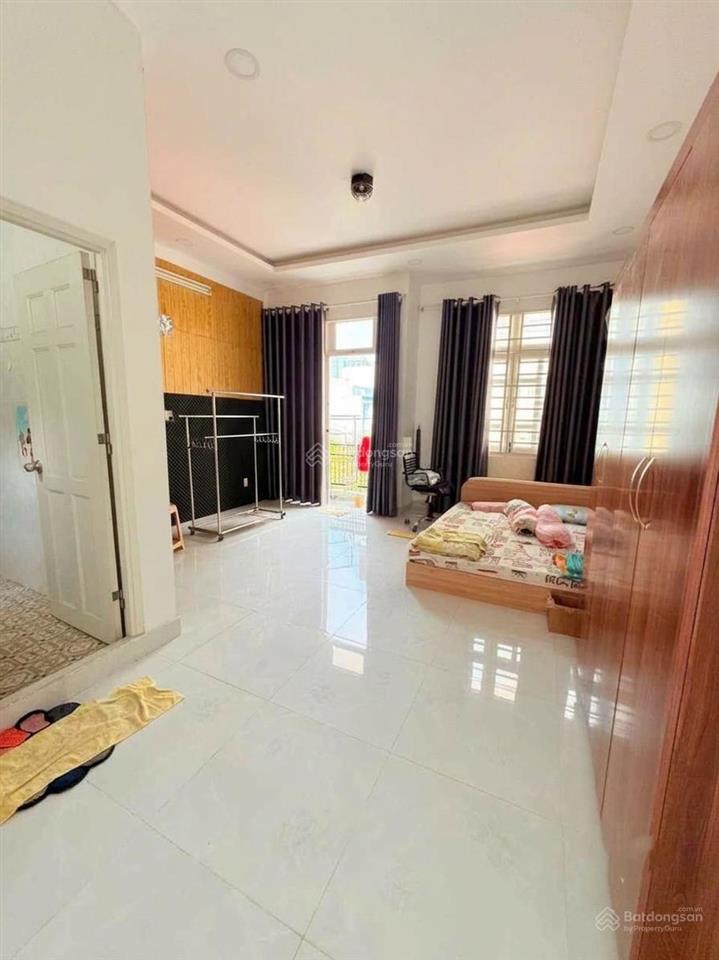 Nhà 85tr/m, ở ngay đường trần xuân soạn, p. tân hưng, cách lotte mart chỉ 500m.