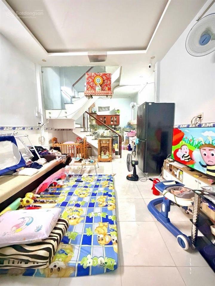 Gấp bán hẻm xe tải nhựa 8m, 3.55tỷ hương lộ 2  ngã 4 bốn xã  56m2  3 tầng  bình tân