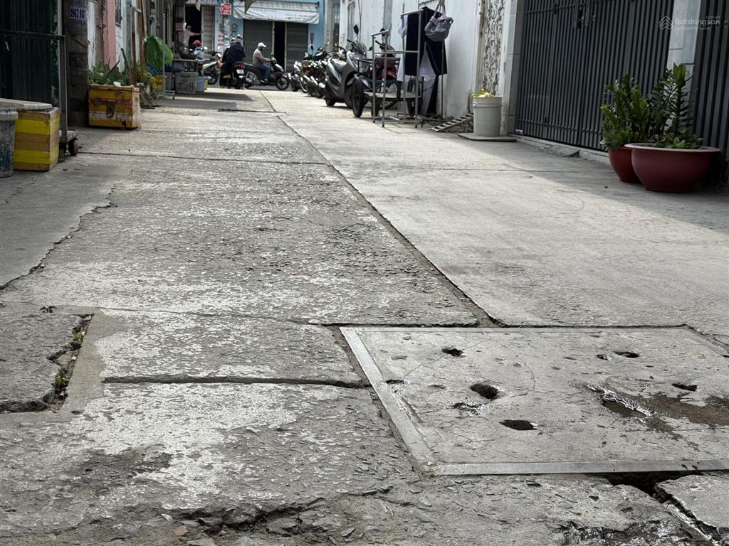Gấp lắm, ô tô đậu cửa, 4x16m, 3pn, tân hoà đông, chỉ 4.65 tỷ