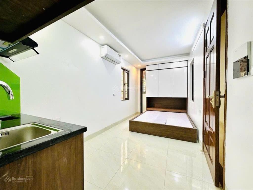 Siêu phẩm toà ccmn nguyễn ngọc vũ 60m2*6t,mt4m,14 phòngkk,dt 60tr/th,full pccc,tm,gần chợ,3 thoáng