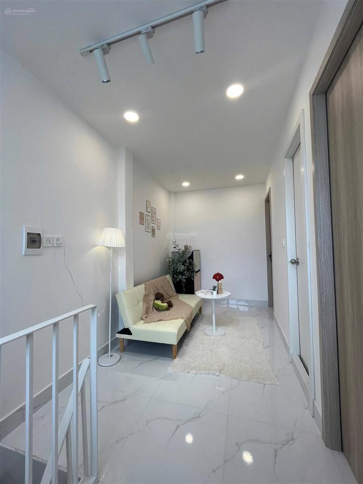 2pn cực đẹp, đầy đủ nội thất, nhà mới ngay chân cầu tân thuận, sát giữa q4, q1, q7