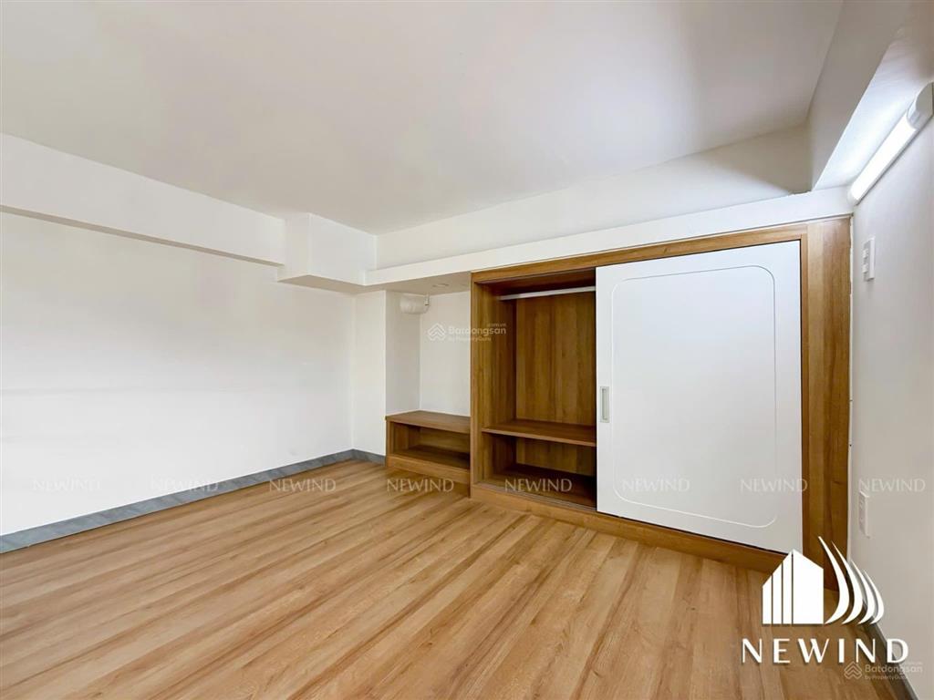 Siêu phẩm khai trương có gác ở 23 người vô tư tiện ích cao cấp nhà mới gần sát ufm,tdt,q4