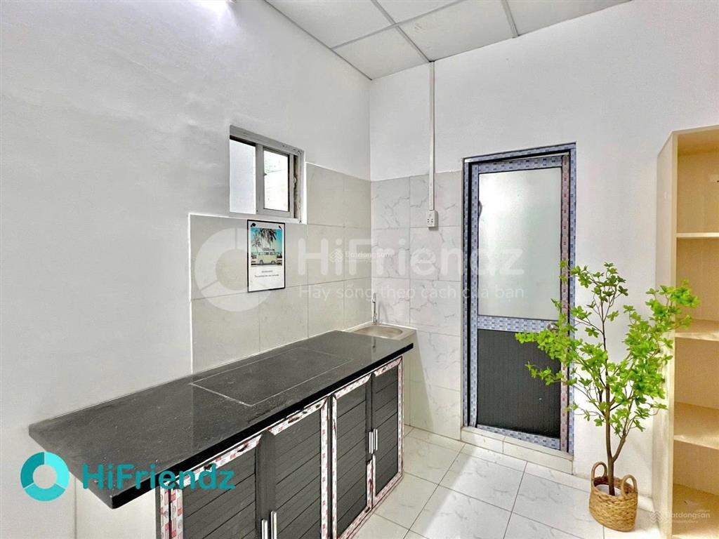 Studio ngay sát trường đh ufm đi bộ chỉ 200 mét, đầy đủ tiện nghi sạch sẽ an ninh