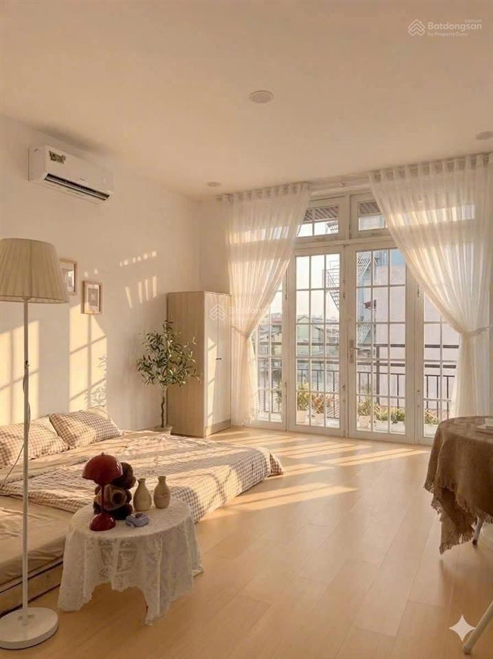 Studio tách bếp, siêu rộng, ban công máy giặt riêng ngay sát q4 q1, kcx tân thuận