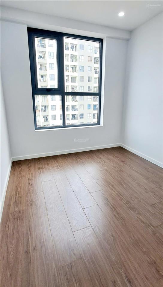 Căn góc đẹp tại bcons emerald 2pn view công viên xanh mát giá chỉ 6,2tr ở ngay cạnh metro suối tiên