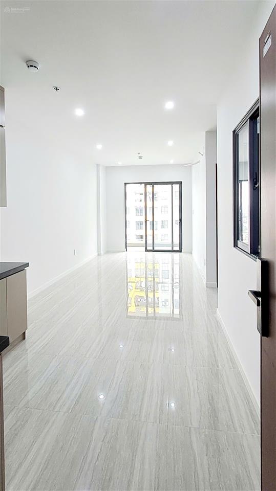 Căn góc đẹp tại bcons emerald 2pn view công viên xanh mát giá chỉ 6,2tr ở ngay cạnh metro suối tiên