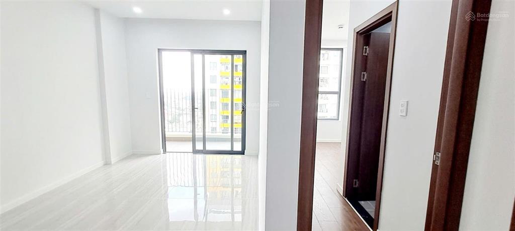 Căn góc đẹp tại bcons emerald 2pn view công viên xanh mát giá chỉ 6,2tr ở ngay cạnh metro suối tiên