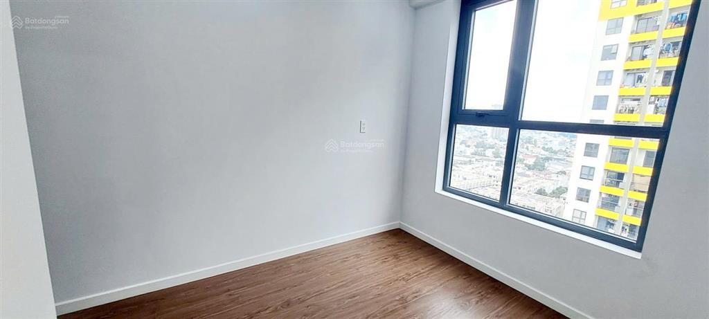 Căn góc đẹp tại bcons emerald 2pn view công viên xanh mát giá chỉ 6,2tr ở ngay cạnh metro suối tiên
