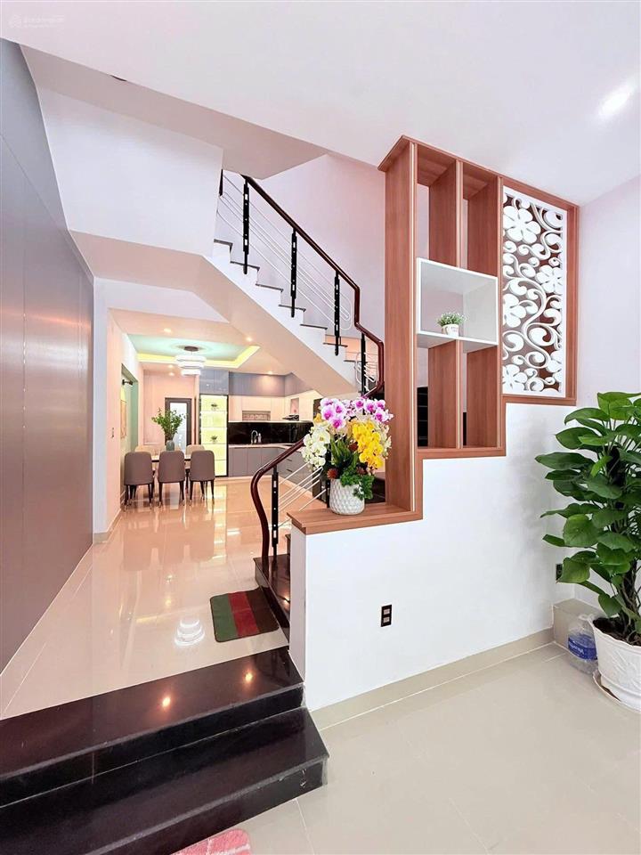 Ngân hàng thanh lí nhà 2 tầng gần chợ bình chánh nằm trên đường 18b, 5mx15m