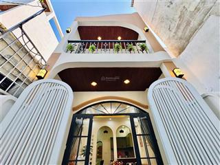 Hot hot! siêu phẩm nhà tân bình nằm ngay đường phạm văn hai, chỉ 2 tỷ 950, hẻm ô to 4m, sổ ngay