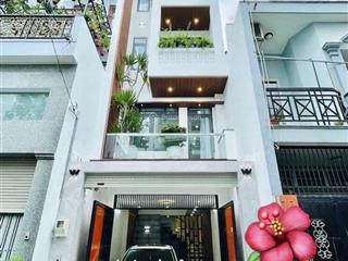 Nhà đẹp siêu hot! nằm ngay tại nguyễn ngọc phương chỉ với 4 tỷ 500, full nội thất, gần trung tâm