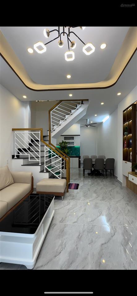 Nhà đẹp 55m2 hẻm trần văn khê, p17, bình thạnh  giá chỉ 2tỷ300