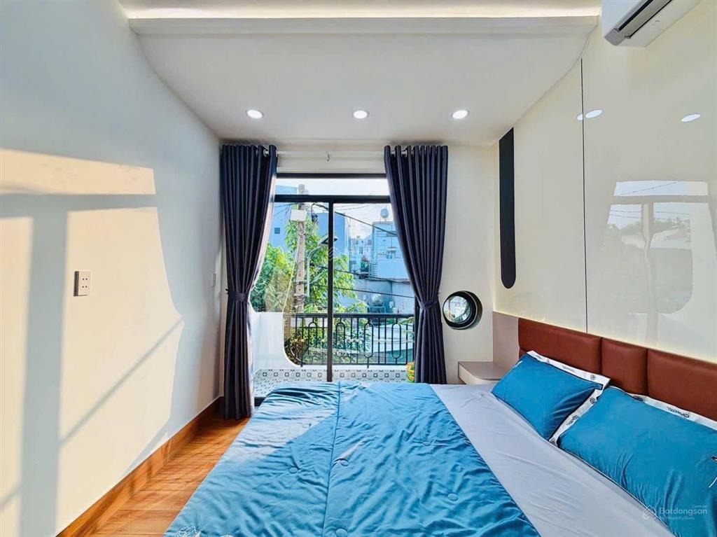 Chủ gấp bán! nhà lê lai p.hạnh thông 4x11m hẻm 5m  3pn 3wc giá 2 tỷ 890 rẻ nhất khu vực