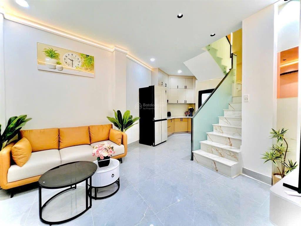 Nhà đẹp trương đăng quế, p. cầu kiệu (quận phú nhuận cũ), hcm  3pn rộng rãi