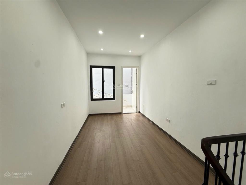 Giảng võ  đống đa  4 tầng  sổ đỏ đẹp