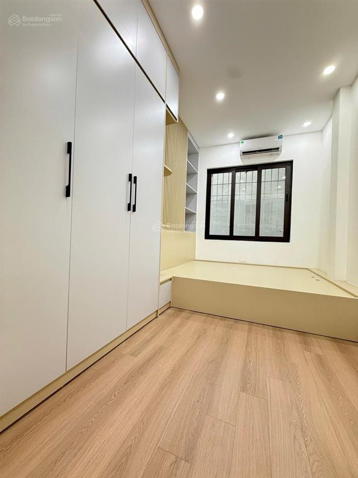 Giảng võ  đống đa  4 tầng  sổ đỏ đẹp