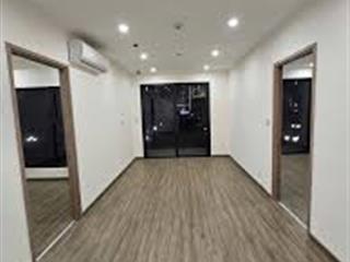 The solar park g6 tầng 3x hướng mát tận 48m2 mà có 3.6x tỷ bao toàn bộ phí.  em 0857 165 ***